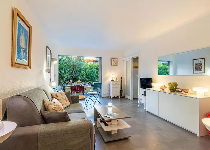 Daire Du Bailli-3 By Interhome Saint-Tropez