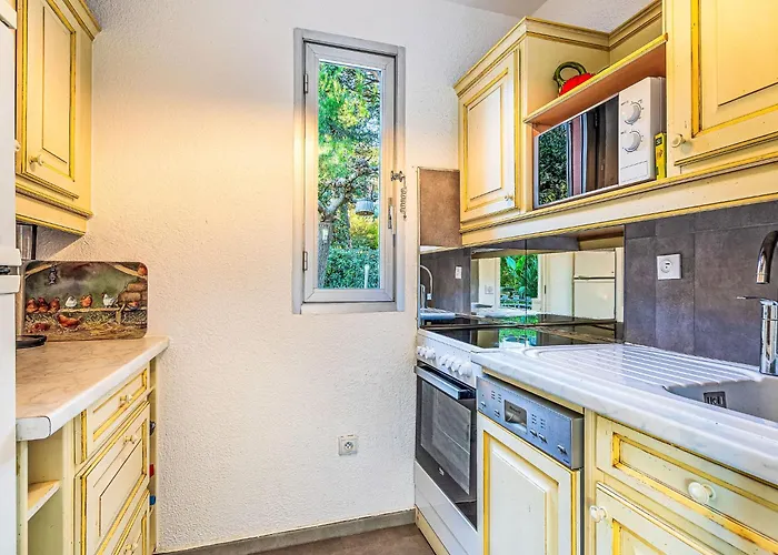 Du Bailli-3 By Interhome アパート